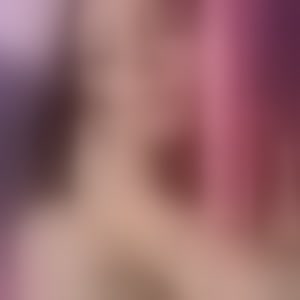 Live sex webcam photo for A_Juicy_Lucy #294043110