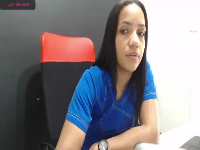 Live sex webcam photo for A_nastasia #271832195