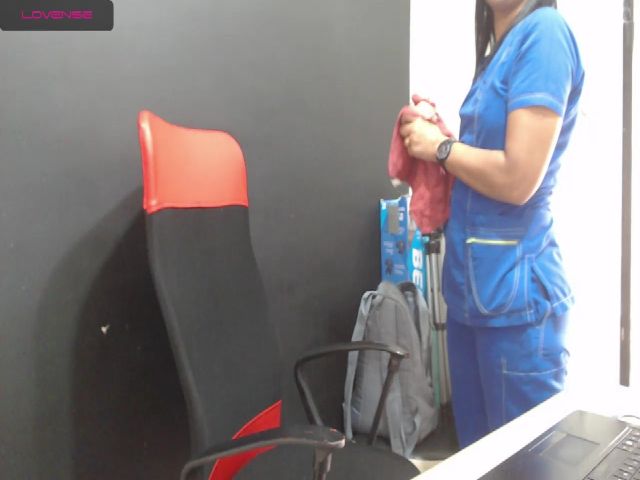 Live sex webcam photo for A_nastasia #271884248