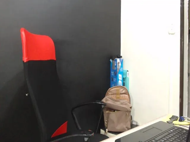 Live sex webcam photo for A_nastasia #272288918