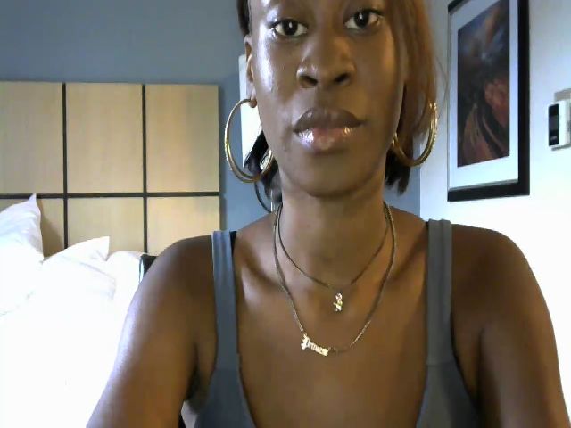 Live sex webcam photo for AaliyahSins #273629114