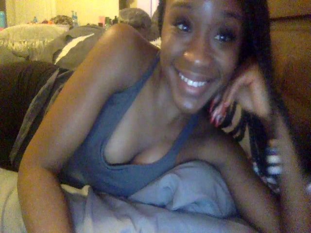 Live sex webcam photo for AaliyahT #272016049