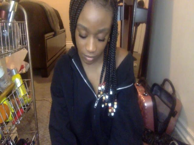 Live sex webcam photo for AaliyahT #272025946