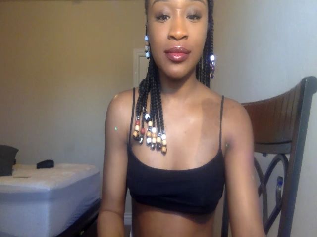 Live sex webcam photo for AaliyahT #272348674