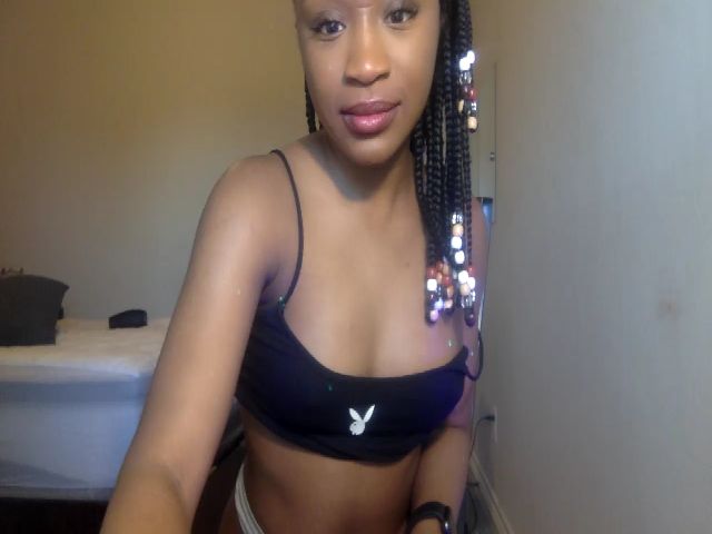 Live sex webcam photo for AaliyahT #272349172