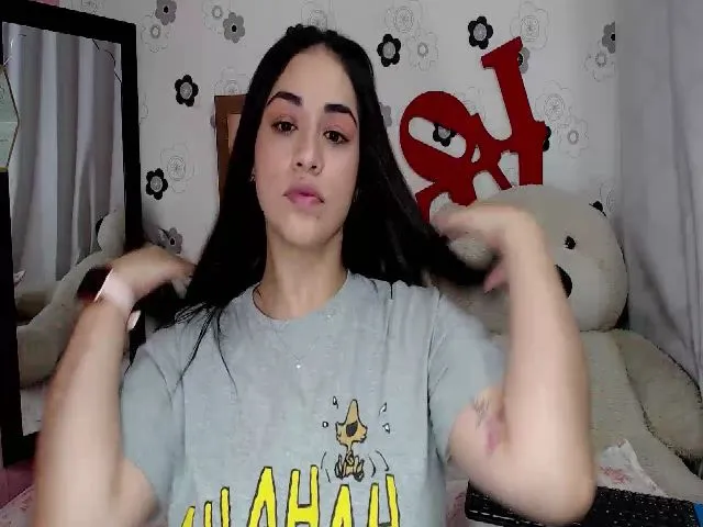 Live sex webcam photo for AbbyCollinss #272454475