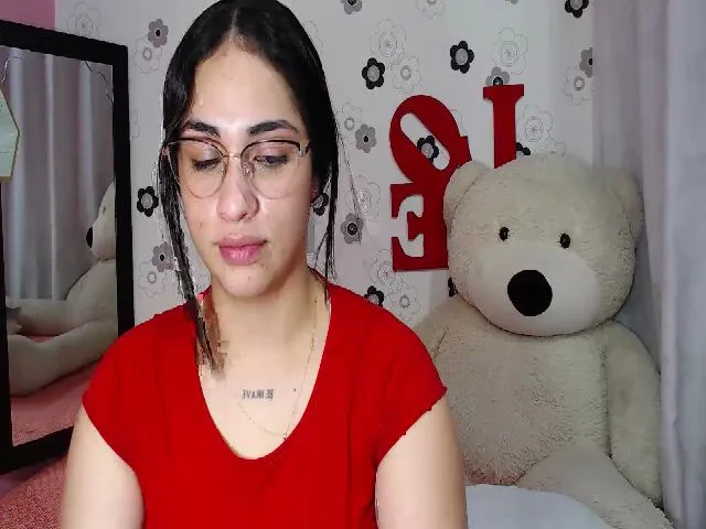 Live sex webcam photo for AbbyCollinss #272705151