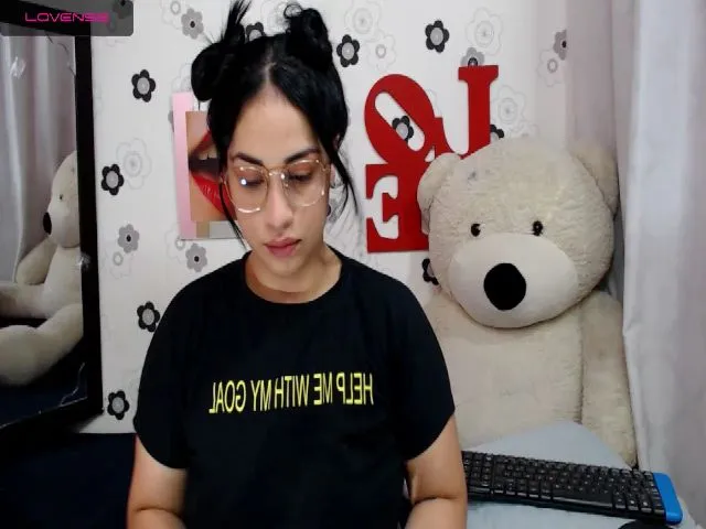 Live sex webcam photo for AbbyCollinss #273067411