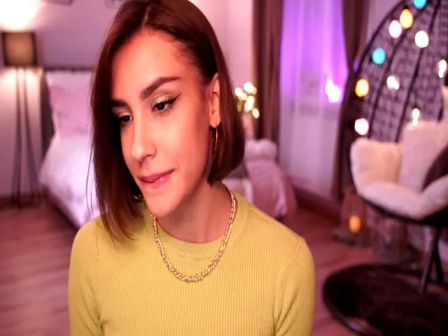 Live sex webcam photo for Abiee_ #273109956