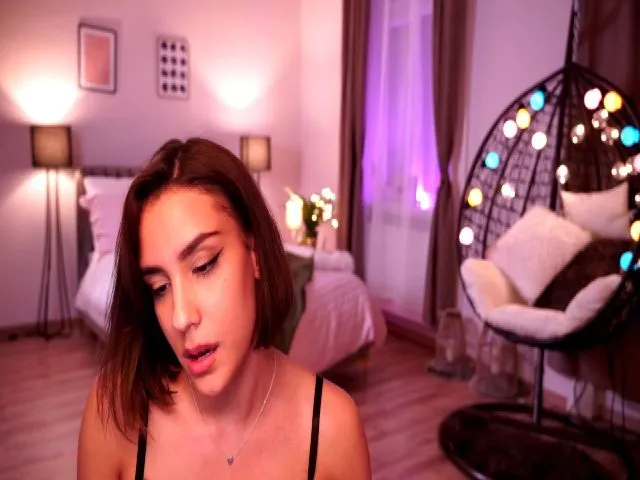 Live sex webcam photo for Abiee_ #273192756