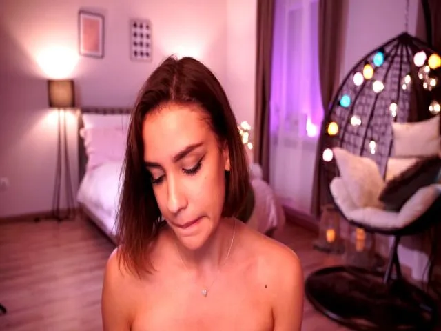 Live sex webcam photo for Abiee_ #273204298