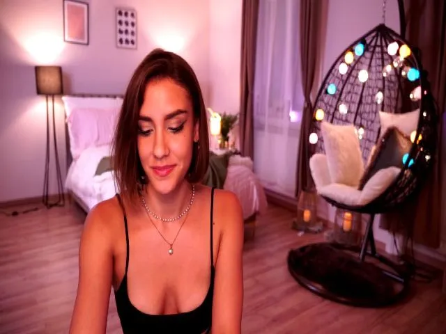 Live sex webcam photo for Abiee_ #273425813