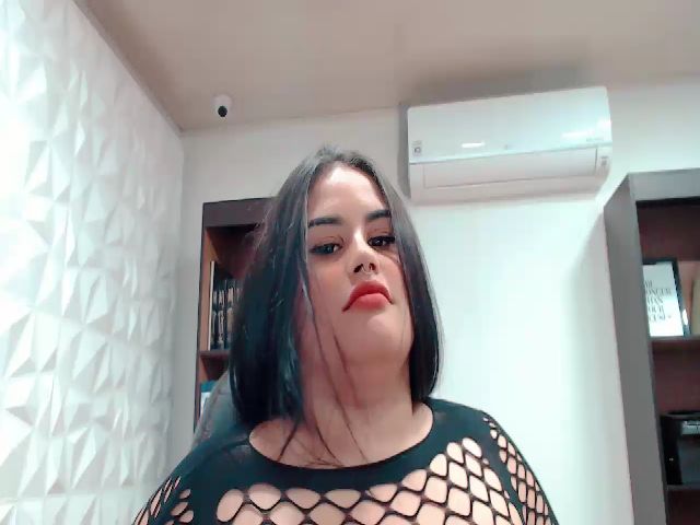 Live sex webcam photo for Abiefire #272150757