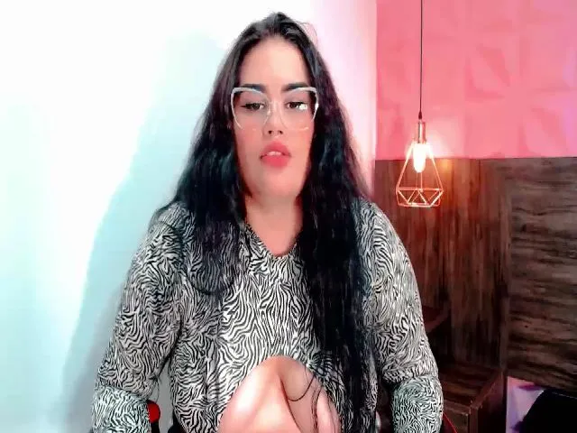 Live sex webcam photo for Abiefire #272176457