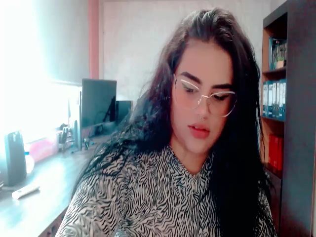 Live sex webcam photo for Abiefire #272479167