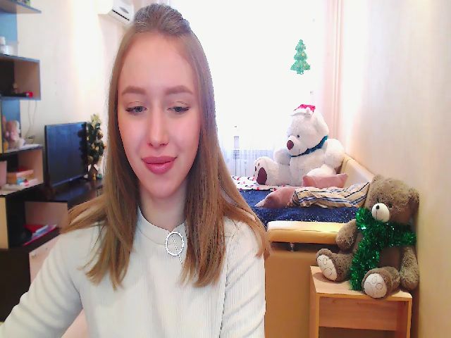 Live sex webcam photo for AbigailOne20 #271952775