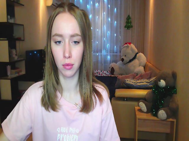 Live sex webcam photo for AbigailOne20 #271957754