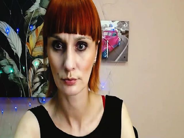 Live sex webcam photo for Abigail_i #272261840