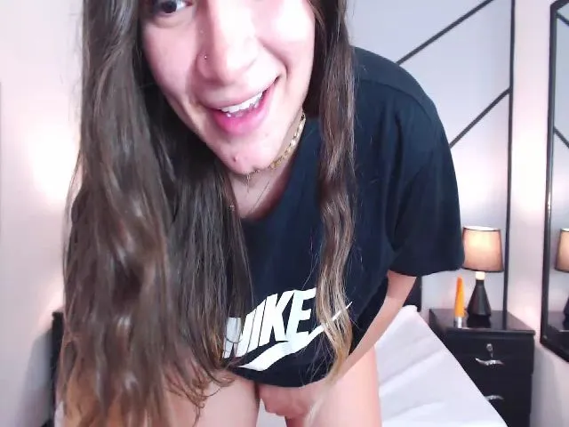 Live sex webcam photo for Adara_nova #273228426