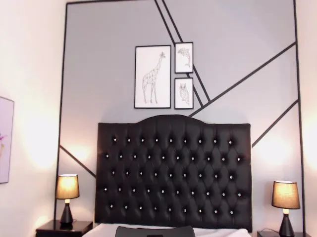 Live sex webcam photo for Adara_nova #273240128