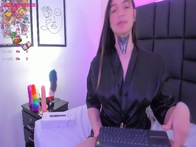 Live sex webcam photo for Adara_nova #274282369