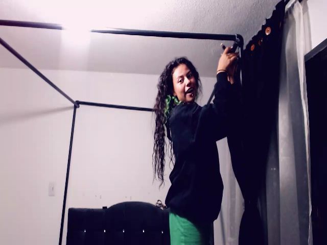 Live sex webcam photo for Adas_room #272262540