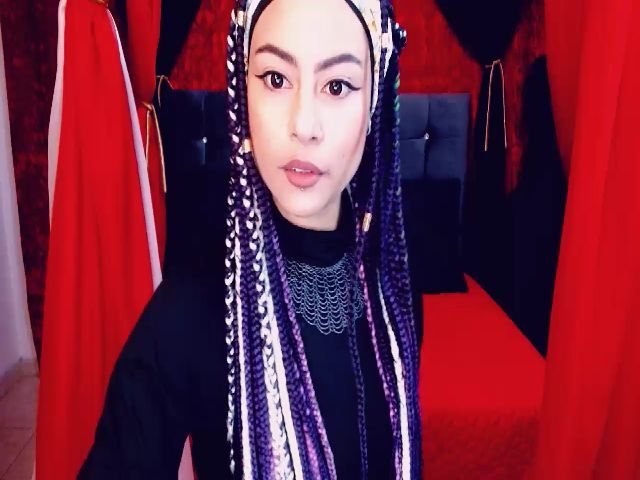 Live sex webcam photo for Adas_room #272693804