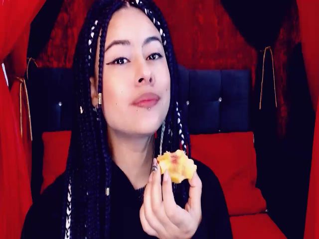 Live sex webcam photo for Adas_room #272706186