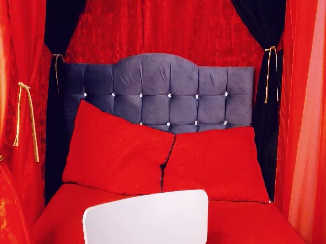 Live sex webcam photo for Adas_room #272883628