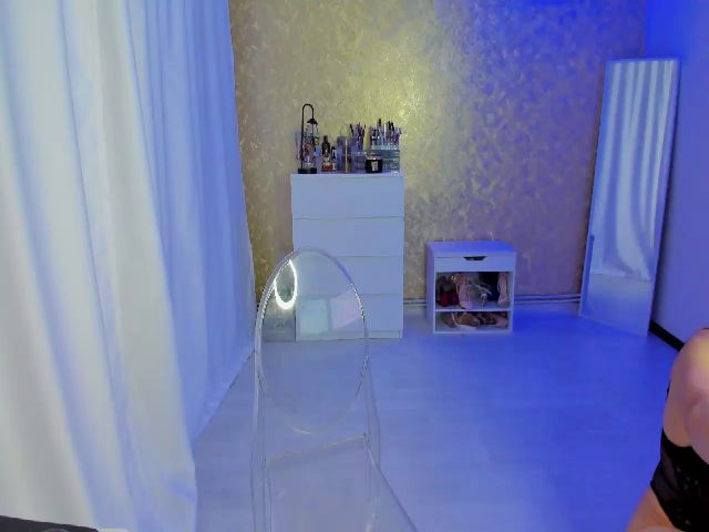 Live sex webcam photo for AddaKline #274005818