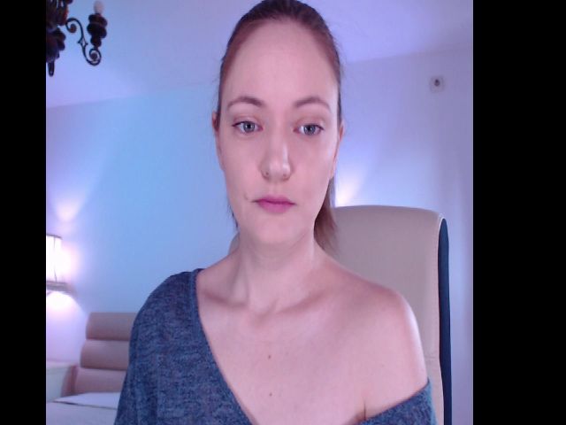 Live sex webcam photo for AddictiveLara #272264328