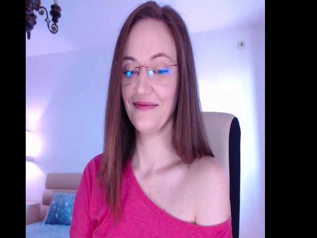 Live sex webcam photo for AddictiveLara #272461200