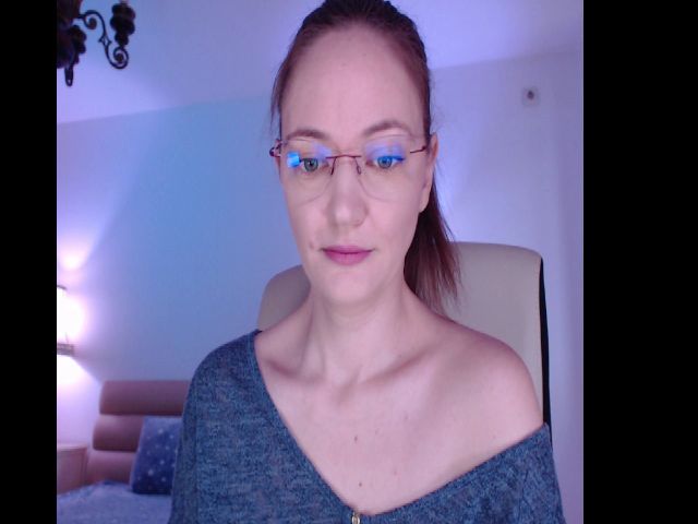 Live sex webcam photo for AddictiveLara #272594293