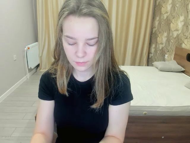 Live sex webcam photo for AdelBush #272003348