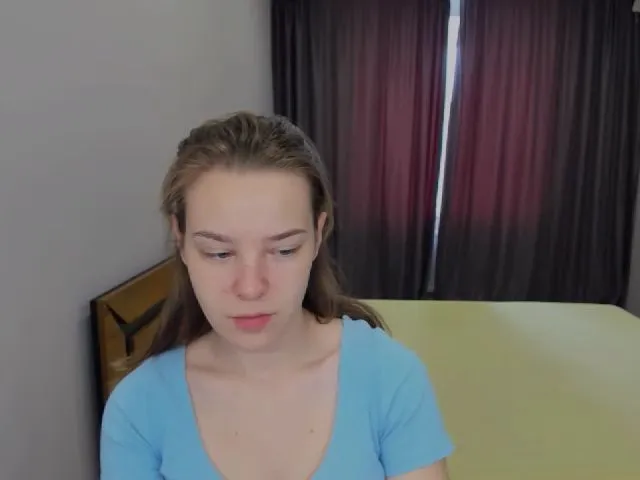 Live sex webcam photo for AdelBush #272144615