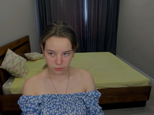 Live sex webcam photo for AdelBush #272264499