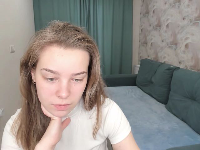 Live sex webcam photo for AdelBush #272278098