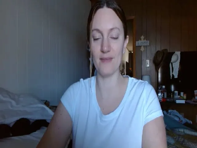 Live sex webcam photo for AdoreAnna #272619759