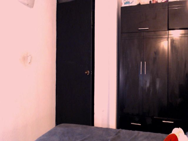 Live sex webcam photo for Adrena10 #272026644