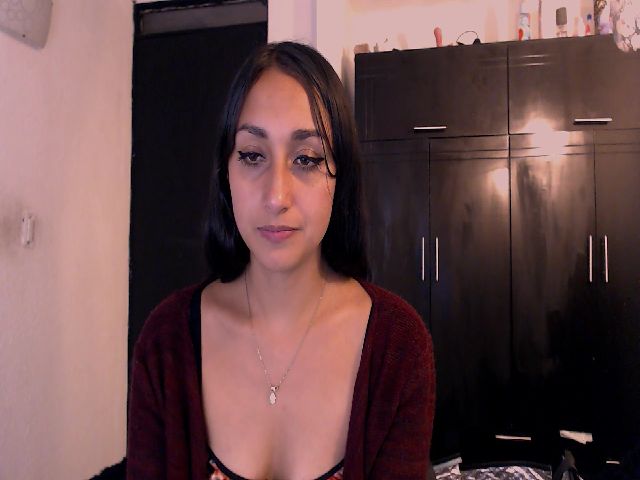 Live sex webcam photo for Adrena10 #272458329