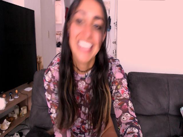 Live sex webcam photo for Adrena10 #272540824