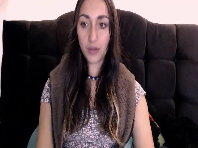 Live sex webcam photo for Adrena10 #272636830