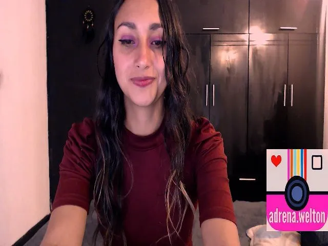 Live sex webcam photo for Adrena10 #273278118