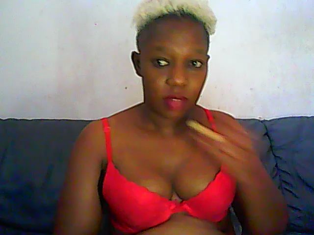 Live sex webcam photo for AfriPrincess #272594801