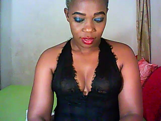 Live sex webcam photo for AfriPrincess #272678109