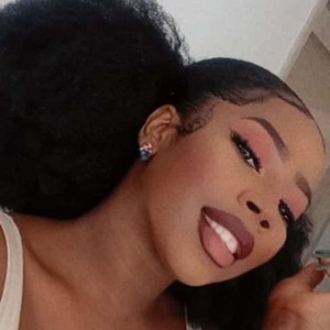 Live sex webcam photo for Afro__Goddess #278241903