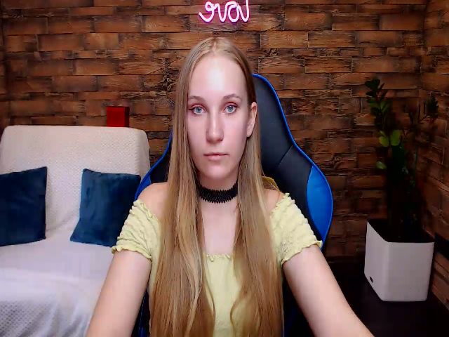 Live sex webcam photo for AgataRomanss #274469795