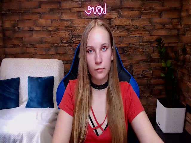Live sex webcam photo for AgataRomanss #274481113