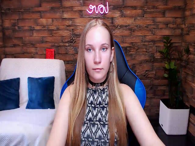 Live sex webcam photo for AgataRomanss #274491850