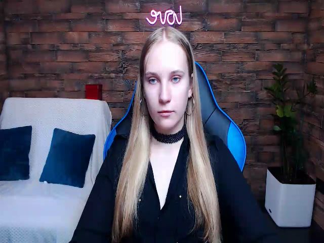 Live sex webcam photo for AgataRomanss #274540030